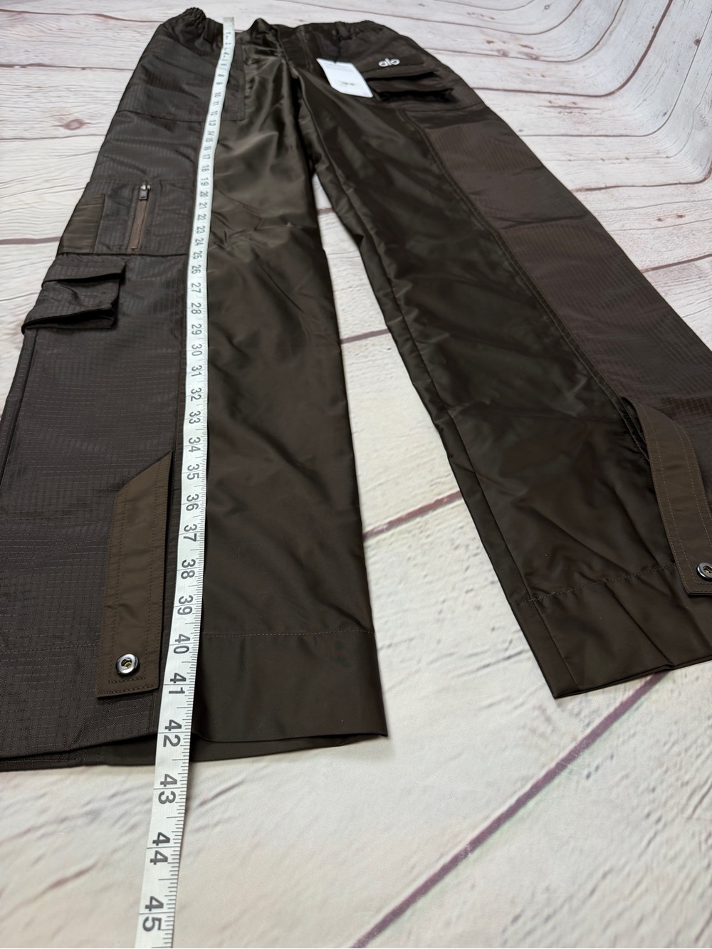 ALO YOGA Blaze espresso brown utility trouser cargo pants NEW, size XS - Picture 14 of 15